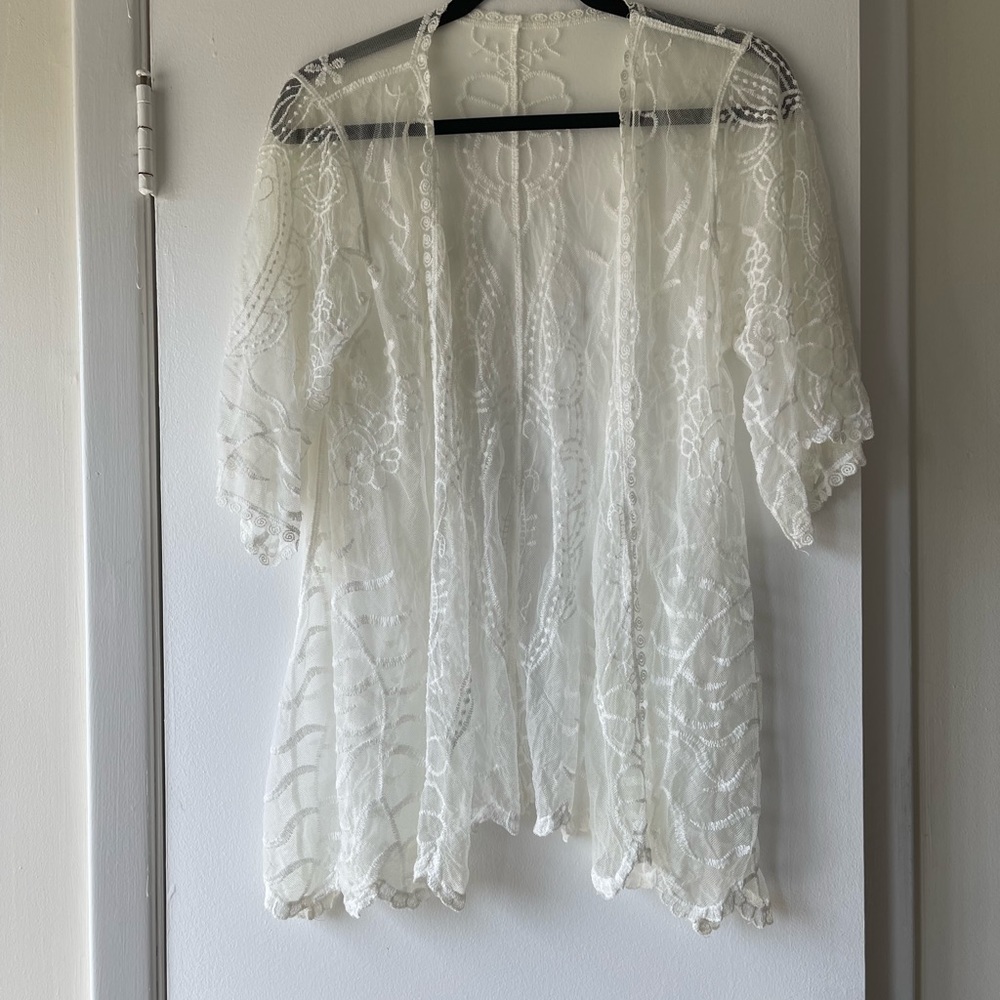 NEW ivory lace cardigan with tag attached